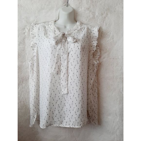 LOFT Tops - Loft Arrows 2X ruffle sleeve bow front blouse
